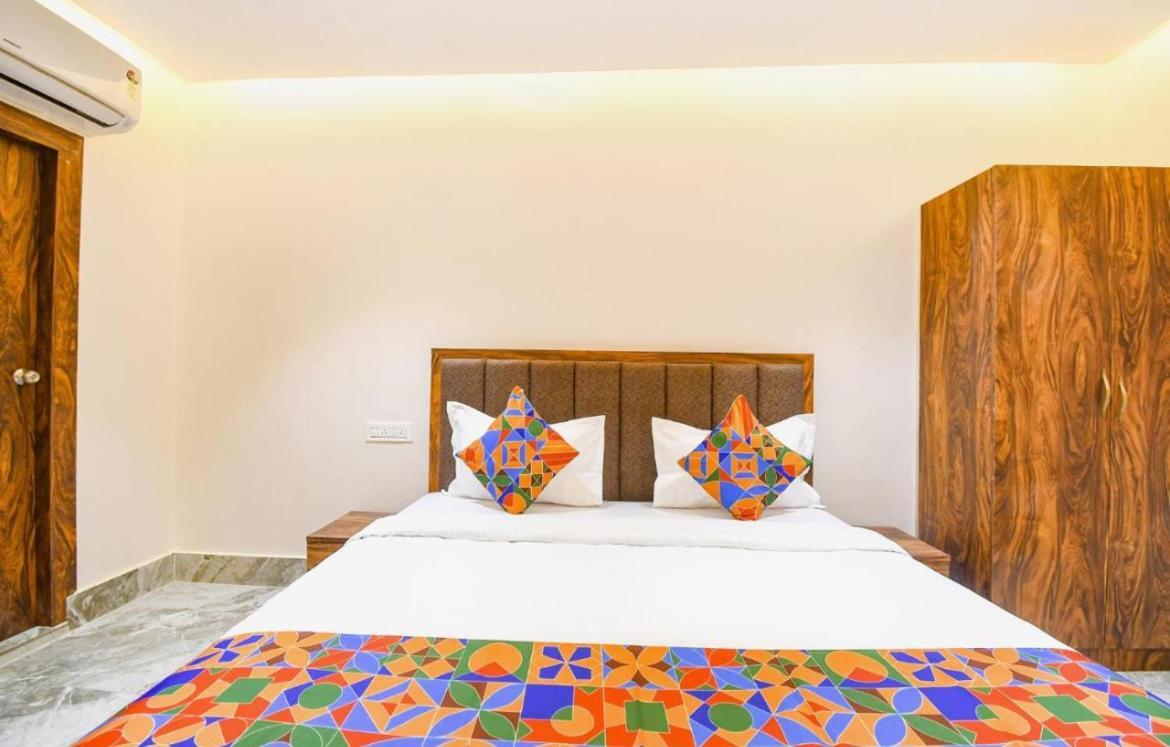 אגרה Hotel Whitehouse Ac Family Room מראה חיצוני תמונה
