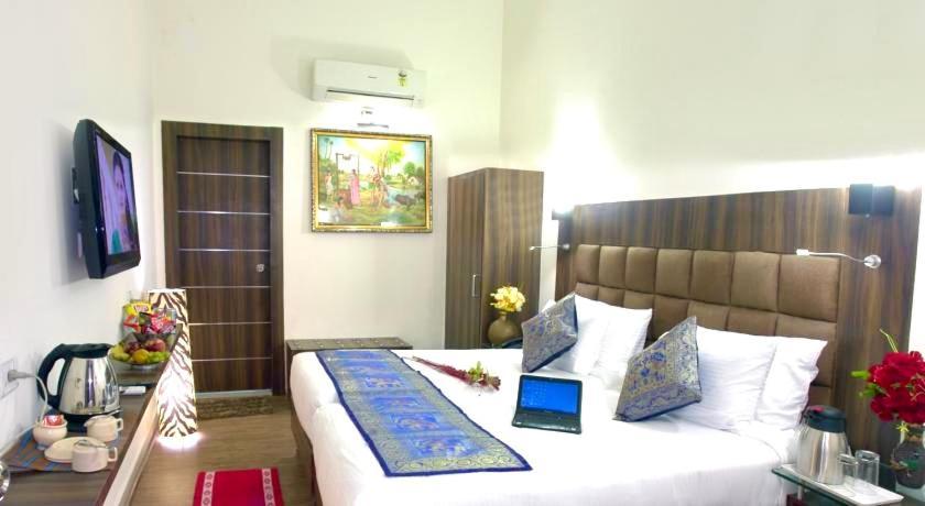 אגרה Hotel Whitehouse Ac Family Room מראה חיצוני תמונה